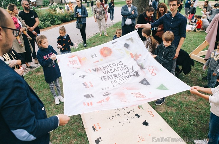 Ar deviņām izrādēm, izzinošām aktivitātēm un devīzi 