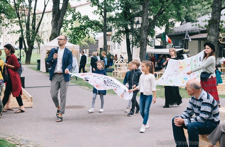 Ar deviņām izrādēm, izzinošām aktivitātēm un devīzi 