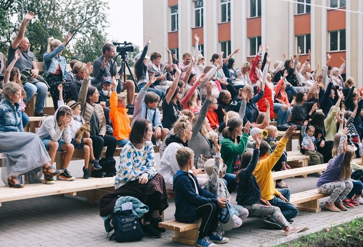 Ar deviņām izrādēm, izzinošām aktivitātēm un devīzi 