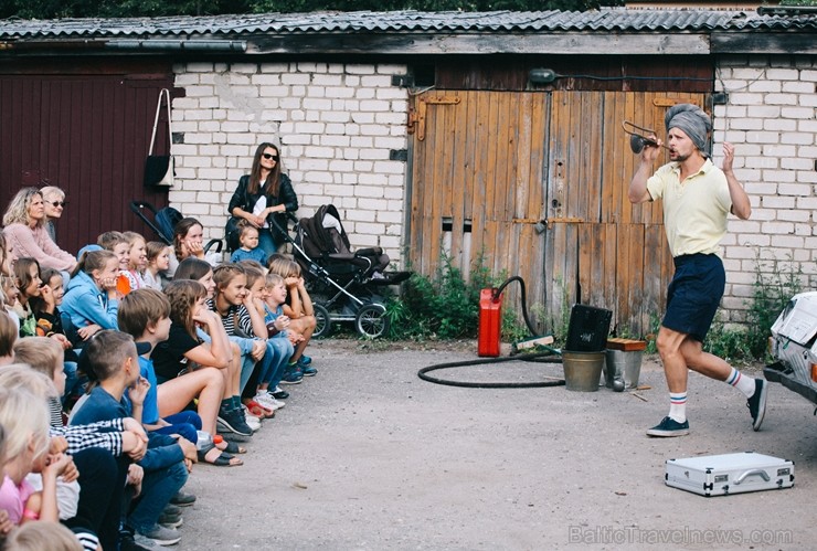 Ar deviņām izrādēm, izzinošām aktivitātēm un devīzi 