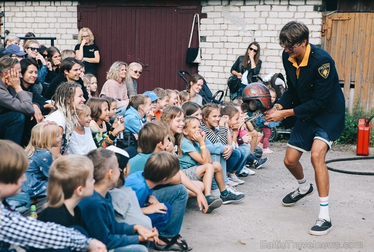 Ar deviņām izrādēm, izzinošām aktivitātēm un devīzi 