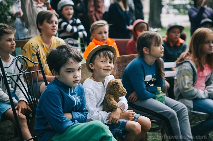 Ar deviņām izrādēm, izzinošām aktivitātēm un devīzi 