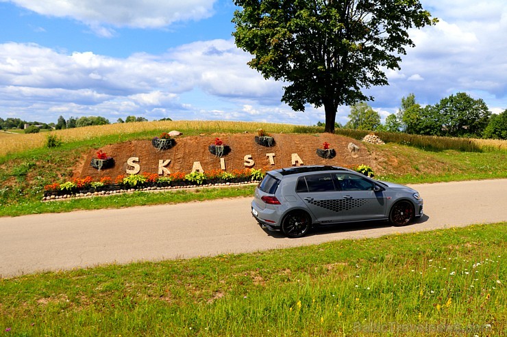 Travelnews.lv apceļo Latviju ar jauno un jaudīgo «VW Golf GTI TRC» 260960