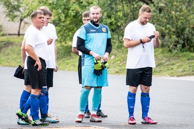 Godinot ilggadējo Latvijas futbola žurnālistu Arturu Vaideru, Preiļu stadionā tika rīkots Baltijas valstu futbola mediju turnīrs, kurā piedalījās četr 261405