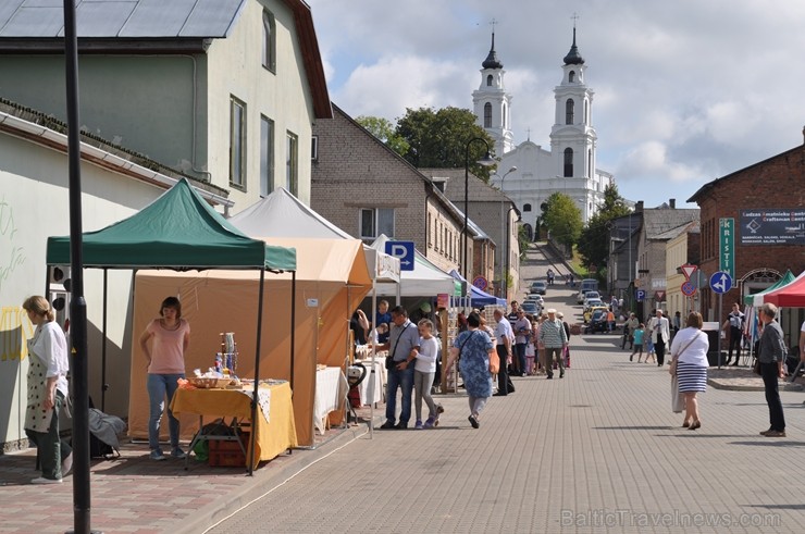 Ar seno arodu svētku tirdziņu 