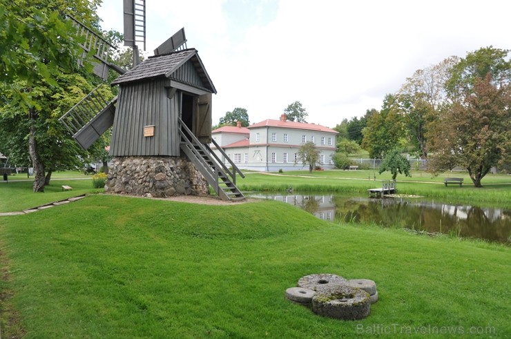 Ar seno arodu svētku tirdziņu 