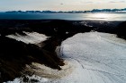 Latvijas Universitātes zinātnieki atgriezušies no ekspedīcijas Svalbāras arhipelāgā, kur tie pētīja ledājus un vides piesārņojumu vietā, kuru no Zieme 6