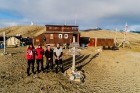 Latvijas Universitātes zinātnieki atgriezušies no ekspedīcijas Svalbāras arhipelāgā, kur tie pētīja ledājus un vides piesārņojumu vietā, kuru no Zieme 18
