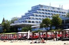 Jūrmala 1.septembri sagaida ar saulainu un labi apmeklētu pludmali. Attēlā - Baltic Beach Hotel 35