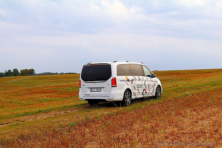 Travelnews.lv apceļo Latviju ar jauno biznesa klases mikroautobusu «Mercedes-Benz V-Klase» 265058