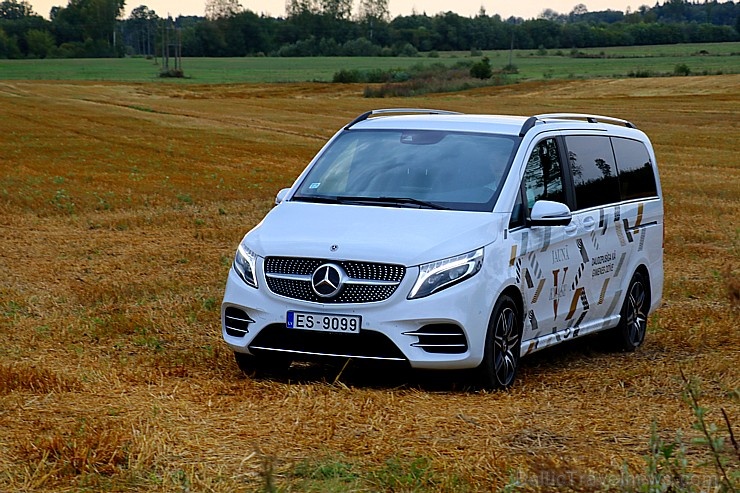 Travelnews.lv apceļo Latviju ar jauno biznesa klases mikroautobusu «Mercedes-Benz V-Klase» 265070