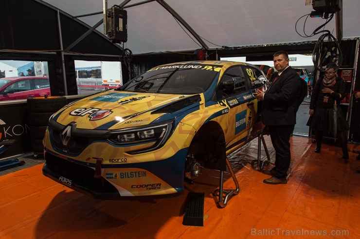 Travelnews.lv ar «Renault Mūsa Motors Rīga» atbalstu iepazīst Pasaules rallijkrosa čempionāta aizkulises Latvijā. Foto: Toms Svilāns 265735