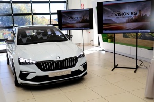 «Green Motors» divas dienas publikai prezentē jaunā koncepta auto «Škoda Vision RS» 4
