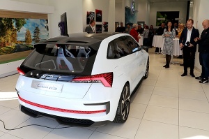 «Green Motors» divas dienas publikai prezentē jaunā koncepta auto «Škoda Vision RS» 5