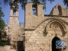Kultūras gardēži var apmeklēt Agia Napa viduslaiku klosteri (16.gs.),  tas atrodas pašā pilsētas centrā aiz augstas sienas. Kādreizējais sieviešu klos 3