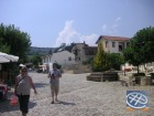 Ceļā uz Pafosu piestājiet Omodhos ciematā. Ar valsts atbalstu ciematā tiek saglabāta tradicionālā arhitektūra. Priekš ziemeļu tautām eksotika liekas a 13