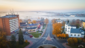 Rēzeknes septiņos pakalnos spēlējas mākslinieks Rudens 16