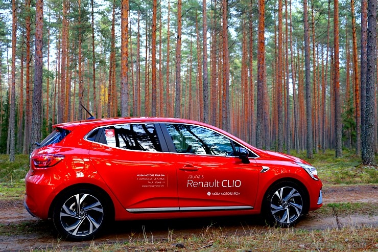 Travelnews.lv apceļo Latviju ar jauno piektās paaudzes «Renault Clio TCe 130» 268769