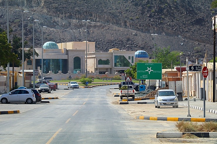 Travelnews.lv piedāvā fotomirkļus no ceļojuma autobusa loga Šārdžas emirātos. Atbalsta: VisitSharjah.com un Novatours.lv 269793