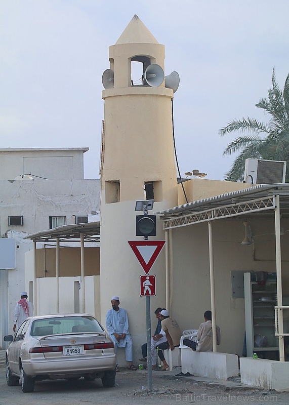 Travelnews.lv piedāvā fotomirkļus no ceļojuma autobusa loga Šārdžas emirātos. Atbalsta: VisitSharjah.com un Novatours.lv 269819