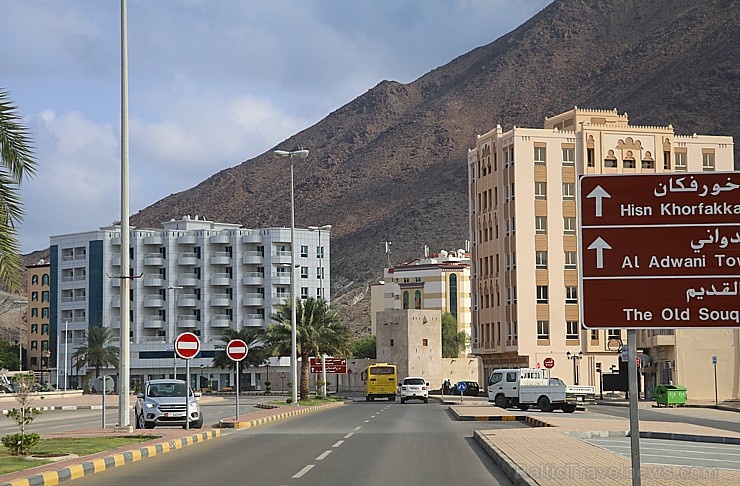 Travelnews.lv piedāvā fotomirkļus no ceļojuma autobusa loga Šārdžas emirātos. Atbalsta: VisitSharjah.com un Novatours.lv 269822