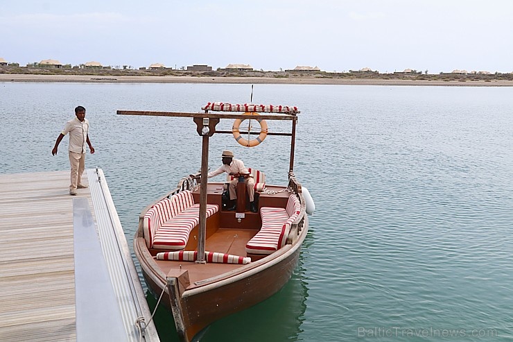 Travelnews.lv ar nakšņojumu iepazīst burvīgu vietu uz salas «Kingfisher Lodge». Atbalsta: VisitSharjah.com un Novatours.lv 269970