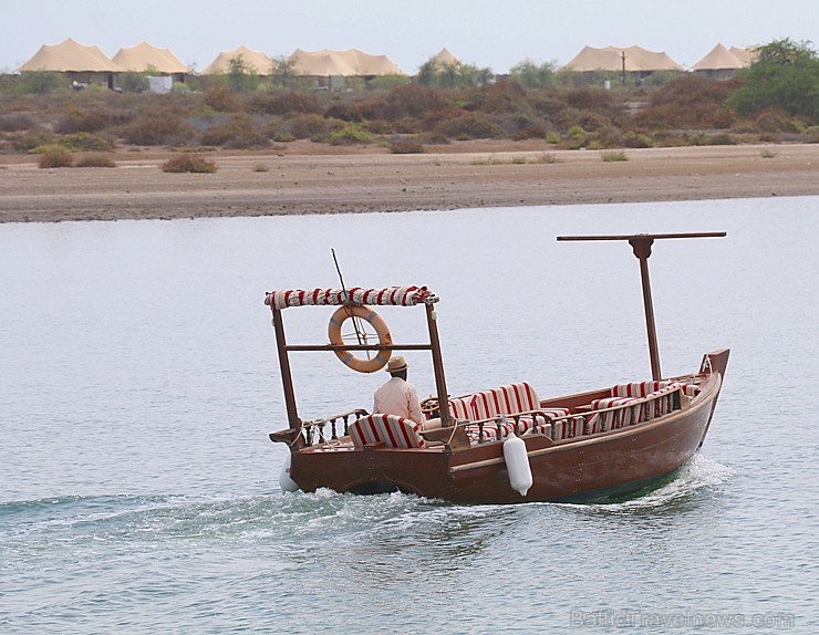 Travelnews.lv ar nakšņojumu iepazīst burvīgu vietu uz salas «Kingfisher Lodge». Atbalsta: VisitSharjah.com un Novatours.lv 269976