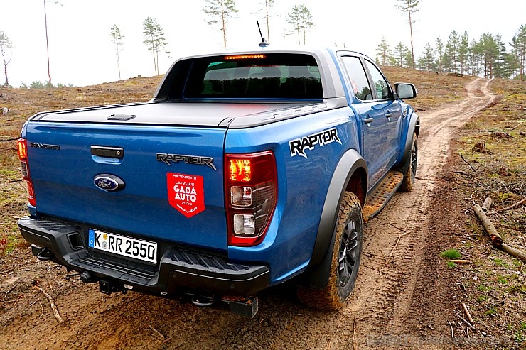 Travelnews.lv trasē iepazīst jaudīgus spēkratus «Ford Ranger Raptor» un «Ford Focus ST» 271166