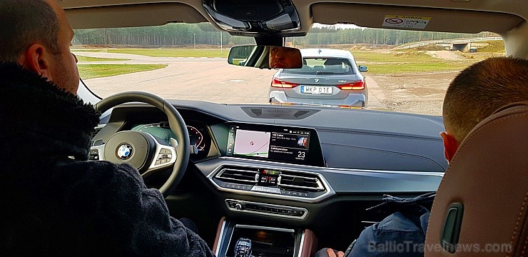 Travelnews.lv iepazīst jauno «BMW X6» sacīkšu trasē «333» un uz šosejas «BMW 118d», «BMW i3» un hibrīdmodeļus - «BMW X5» un 3.sēriju 271683