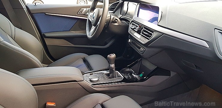 Travelnews.lv iepazīst jauno «BMW X6» sacīkšu trasē «333» un uz šosejas «BMW 118d», «BMW i3» un hibrīdmodeļus - «BMW X5» un 3.sēriju 271701