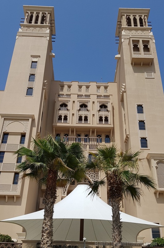 Travelnews,lv izbauda viesnīcas «Sheraton Sharjah Beach Resort & Spa» pludmali. Atbalsta: VisitSharjah.com un Novatours.lv 271922
