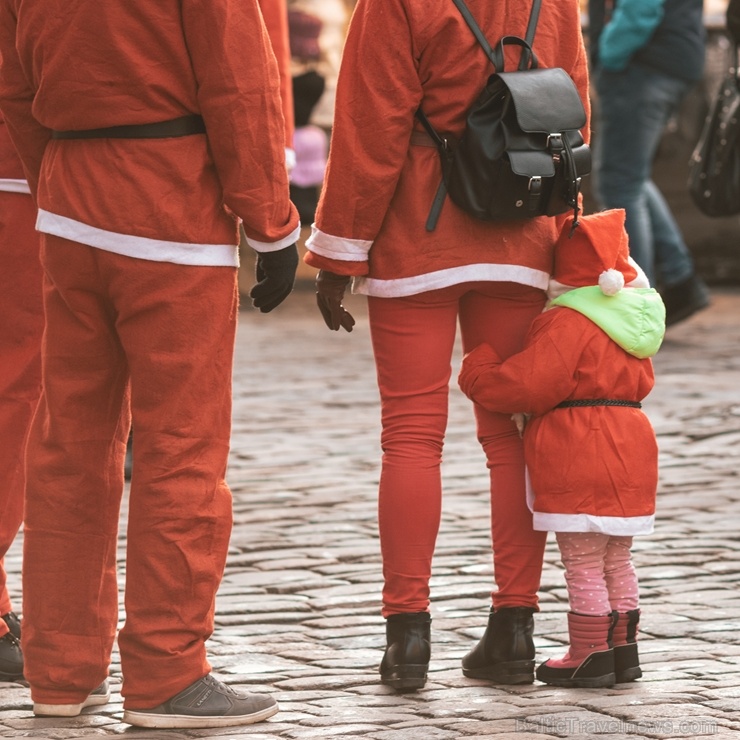 Ziemassvētku vecīšu labdarības skrējiens ir pozitīvām emocijām piepildīts pasākums, kurā ik gadu piedalās simtiem jautru dalībnieku ar mērķi palīdzēt  273078