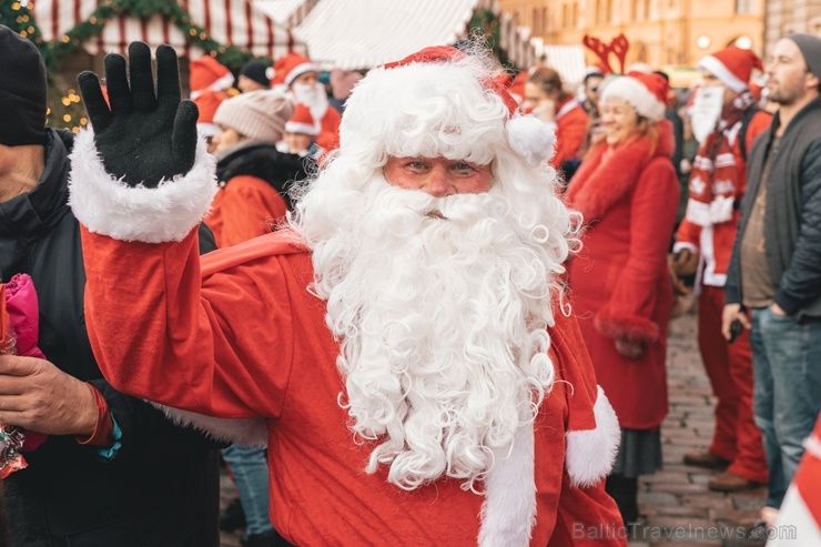 Ziemassvētku vecīšu labdarības skrējiens ir pozitīvām emocijām piepildīts pasākums, kurā ik gadu piedalās simtiem jautru dalībnieku ar mērķi palīdzēt  273083