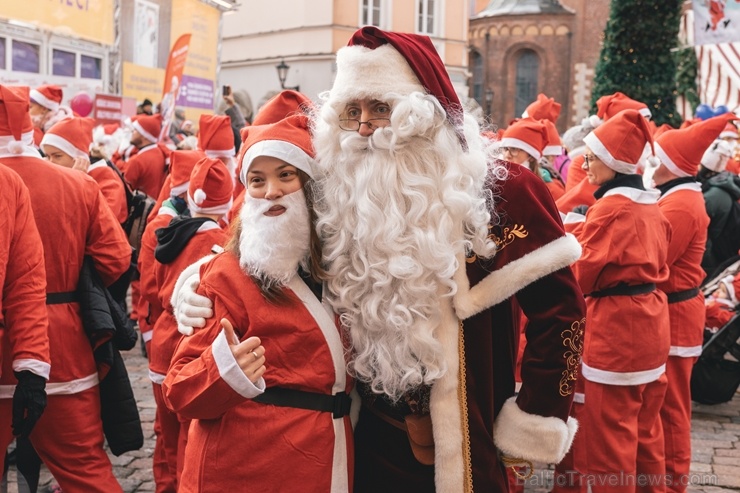 Ziemassvētku vecīšu labdarības skrējiens ir pozitīvām emocijām piepildīts pasākums, kurā ik gadu piedalās simtiem jautru dalībnieku ar mērķi palīdzēt  273088