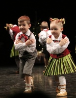 Daži fotomirkļi no bērnu un jauniešu deju studijas «Pīlādzītis» Ziemassvētku koncerta 9