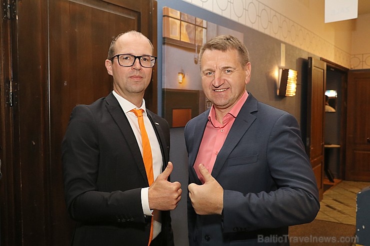 Starptautiskā auto noma «Sixt Latvija» sadarbības partneriem 18.12.2019 rīko Ņujorkas stila Ziemassvētku brokastis 274010