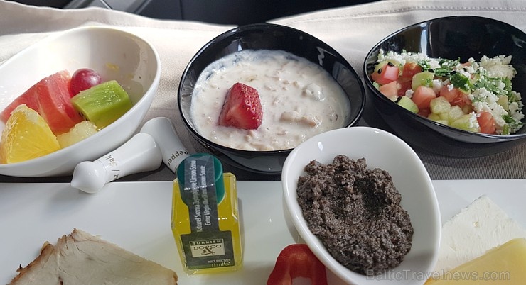 Travelnews.lv lido biznesa klasē ar «Turkish Airlines» no Rīgas uz Denpasaru caur Stambulu 274622