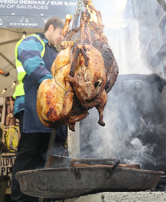 Galvaspilsētas centrā jauki smaržo «Riga Street Food Festival 2020» 274965