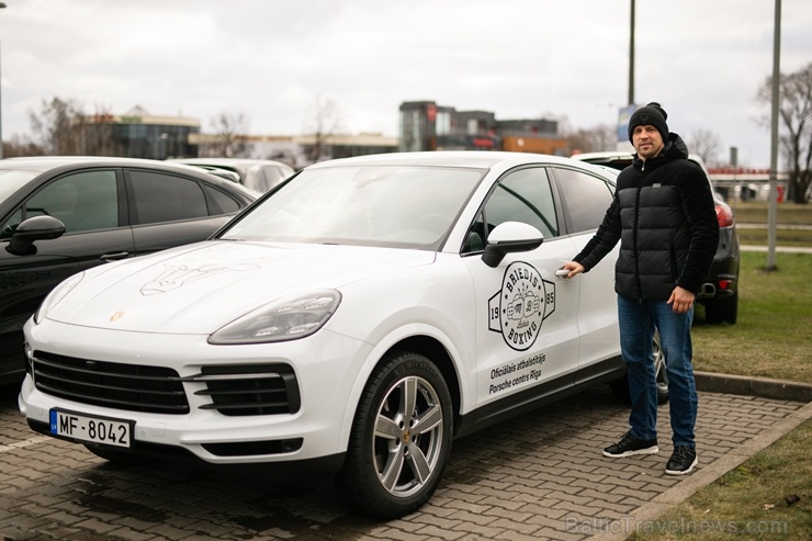 Mairis Briedis un Pasaules boksa supersērijas (WBSS) dalībnieki 2020. gada martā pārvietosies pa Rīgu pārvietosies ekskluzīvās Porsche automašīnās 275257