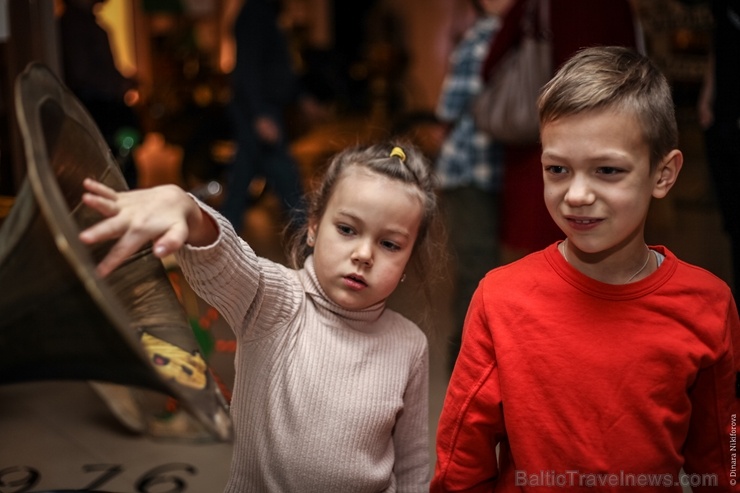 Ekspozīcijas centrā ir 30 oriģināli amatnieku velosipēdi, kas ražoti laika posmā no XIX gadsimta beigām līdz XX gadsimta pirmajai pusei. Izstāde apska 275519