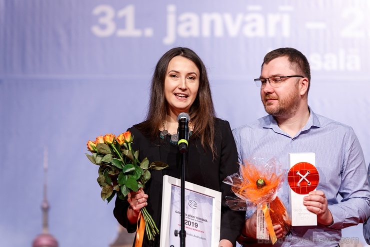 «Gada Cilvēks Tūrismā 2019» «TŪRISMA ŽURNĀLISTS 2019» - Alīna un Jēkabs Andrušaiti, Sapnumedniece.lv. Foto: Andrejs Terentjevs 276371