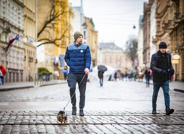 2020. gada katra mēneša pirmajā sestdienā kādu no galvaspilsētas centra ielām atvēl gājējiem, velobraucējiem, kā arī dažādām uzņēmējdarbību veicinošām 276418