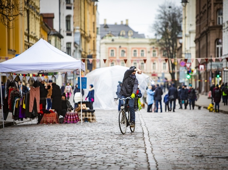 2020. gada katra mēneša pirmajā sestdienā kādu no galvaspilsētas centra ielām atvēl gājējiem, velobraucējiem, kā arī dažādām uzņēmējdarbību veicinošām 276429