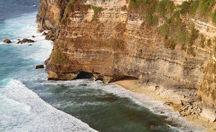 Travelnews.lv iepazīst «Pura Luhur Uluwatu» templi Bali salā. Atbalsta:  «Turkish Airlines» un «365 Brīvdienas» 276790