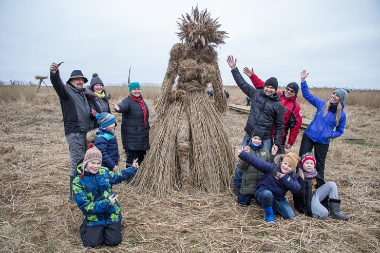 Niedru skulptūru festivāls ik gadu ļauj radoši izpausties un aizraujoši pavadīt laiku svaigā gaisā īpaši aizsargājamā dabas teritorijā 276928