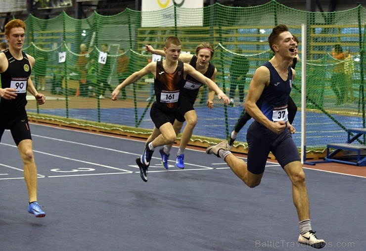 Kuldīgas vieglatlētikas manēžā norisinājies 2020. gada Latvijas čempionāts U18 jauniešiem un U20 junioriem telpās 276941