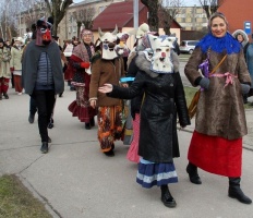 Līvānos norisinājās XXI Starptautiskais masku tradīciju festivāls, kurā piedalījās 24 masku grupasno Latvijas un citām valstīm 20