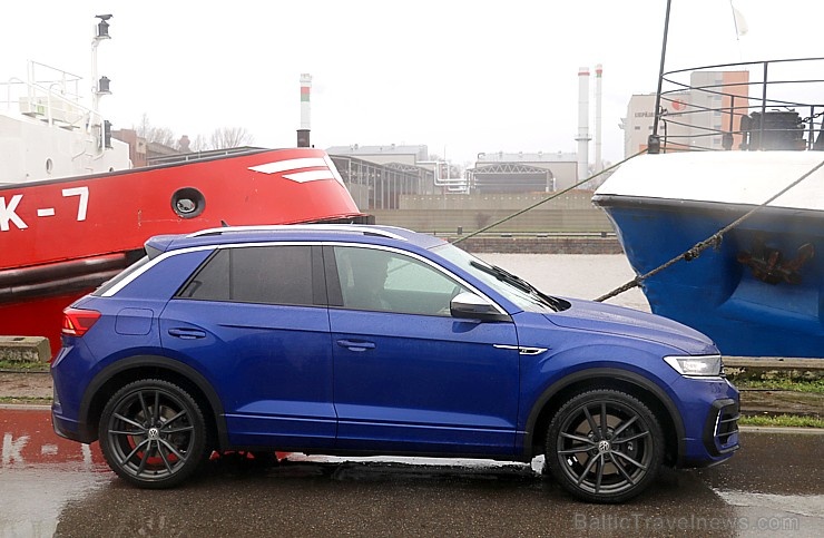 Travelnews.lv ar «Hotel Amrita» un «VW T-Roc R» atbalstu iepazīst Liepāju ar 28 m/s vēju 278033