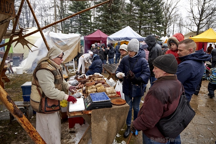 Rēzeknē svin tradicionālos slāvu tautību svētkus «Masļeņica» 279089