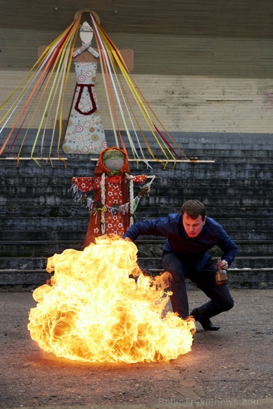 Rēzeknē svin tradicionālos slāvu tautību svētkus «Masļeņica» 279104